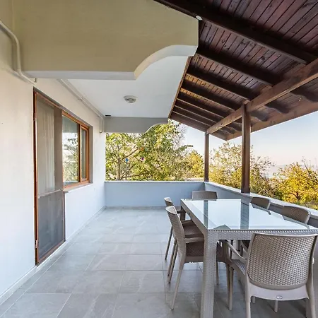 Pleasant Surrounded By Nature With Refreshing View In Sapanca * Sakarya (Marmara)