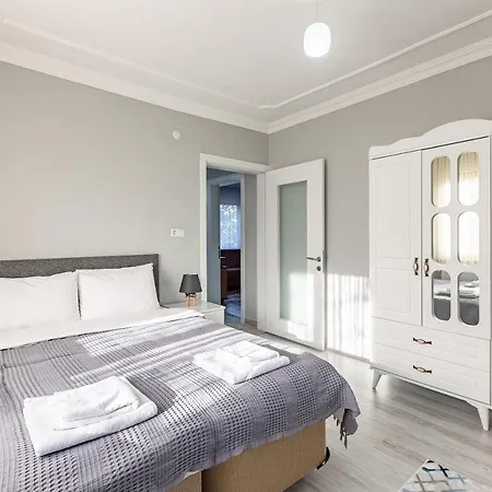 Villa Pleasant Surrounded By Nature With Refreshing View In Sapanca